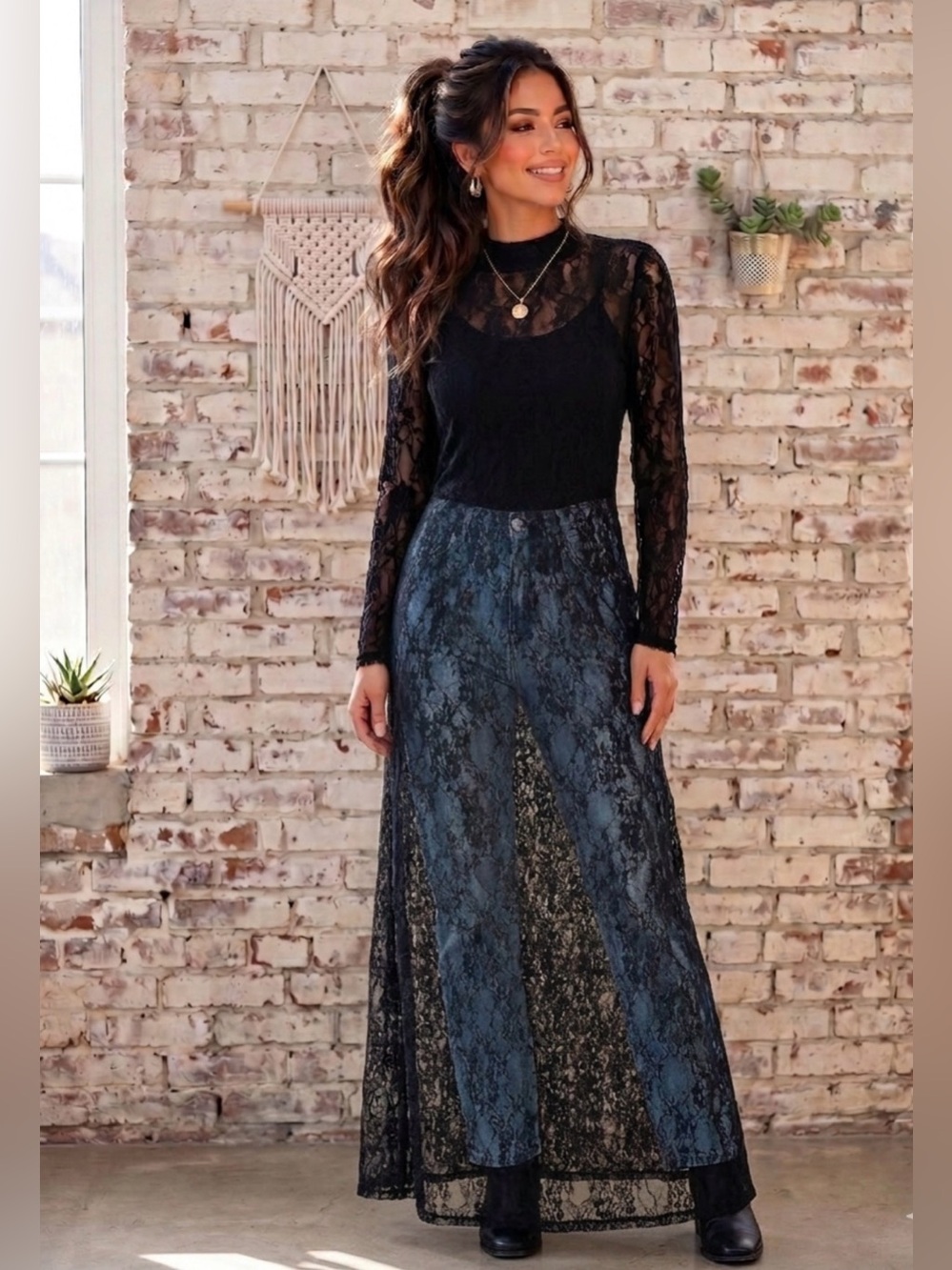 🌟B719. Stylish Black Lace Long Sleeve Maxi Dress